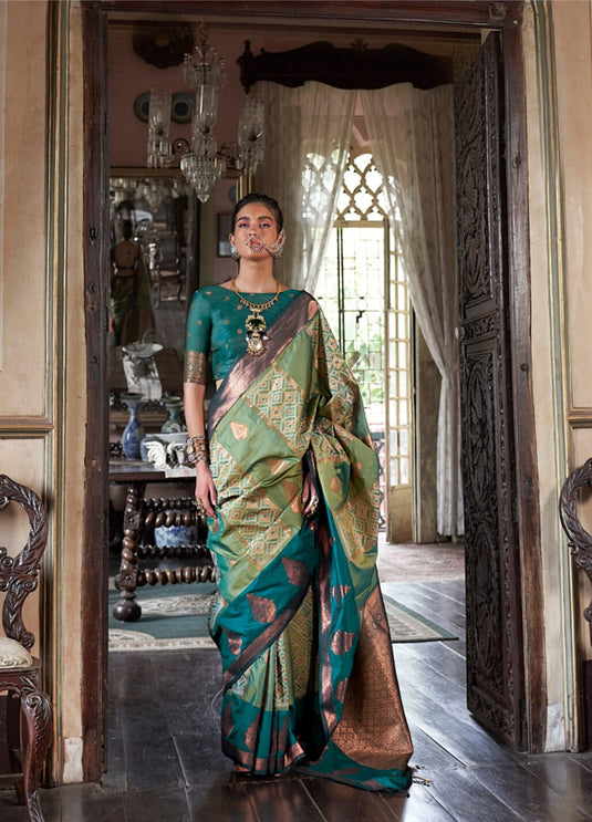 Wine Handloom Pochampally Weaving Silk Festive Wear Saree For Women